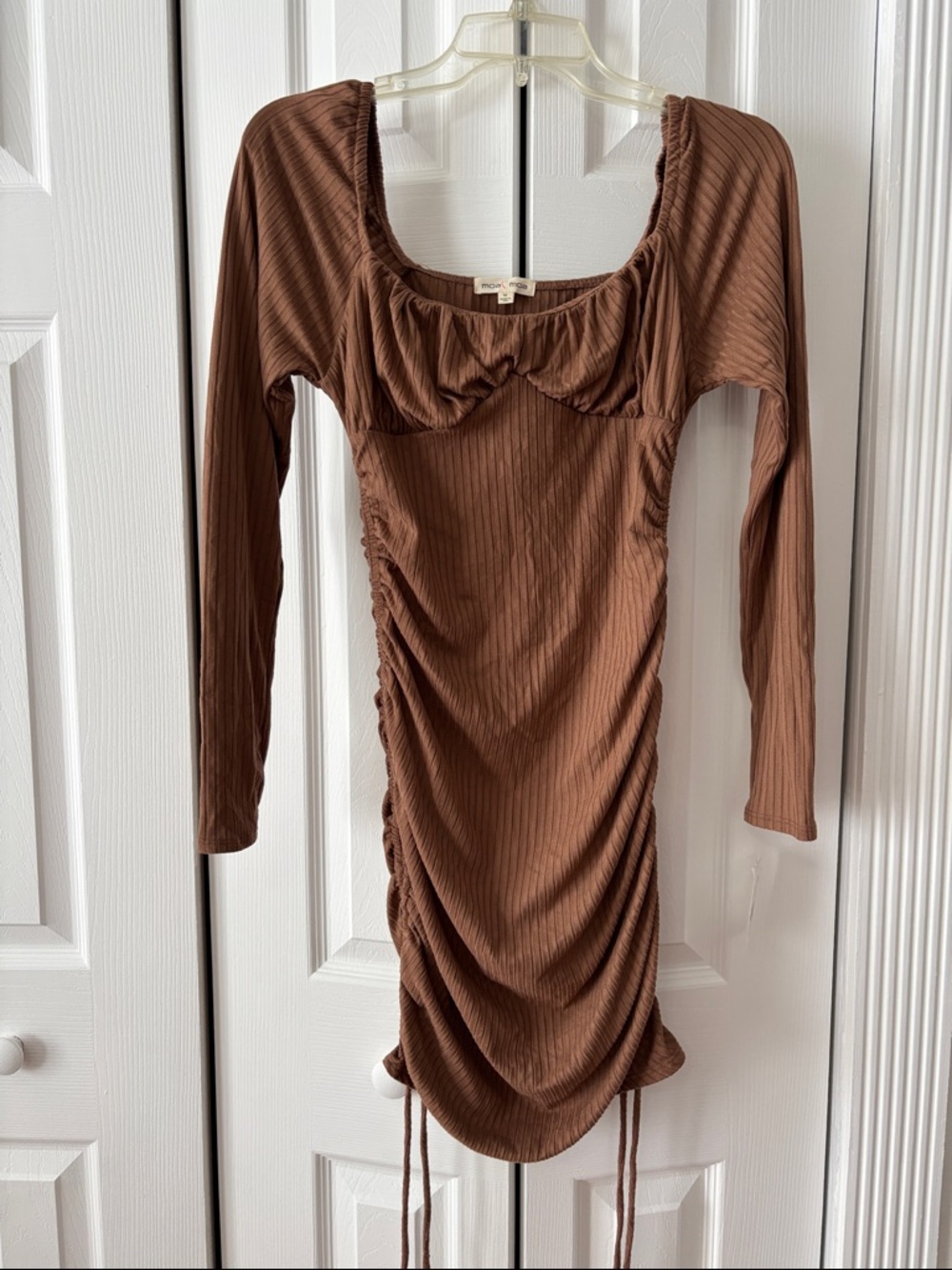 Moa Moa Brown Ribbed Long-Sleeve Ruched Scoop Dress